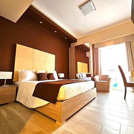 Trilogy Prestige - Central Premium Suites Lecce Exterior photo