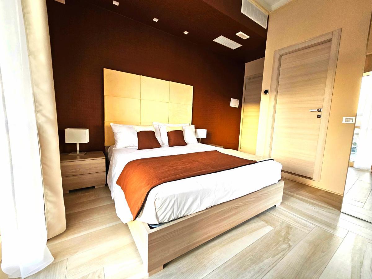 Trilogy Prestige - Central Premium Suites Lecce Exterior photo